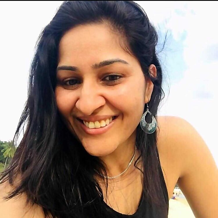 Parul Chaturvedi-Certified Yoga Trainer for Kids & Families