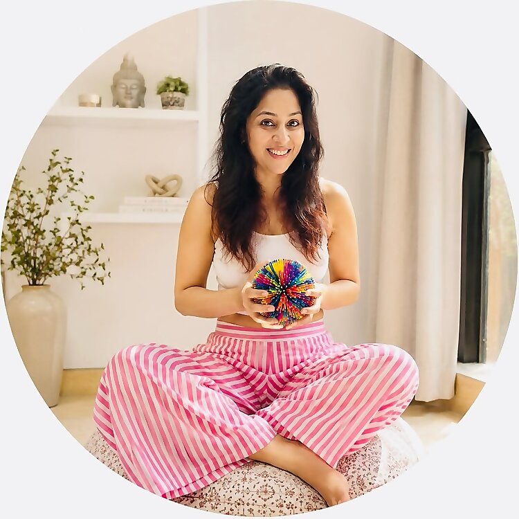 Parul Chaturvedi-Certified Yoga Trainer for Kids & Families