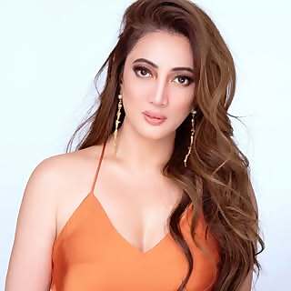 Maricor Flores