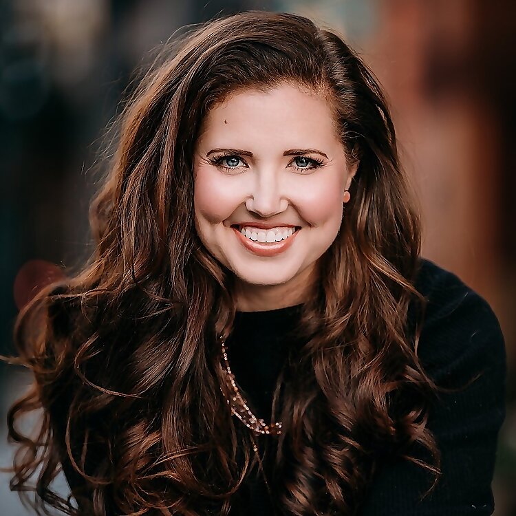 Emily Ellet