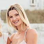 Claire Thibault
