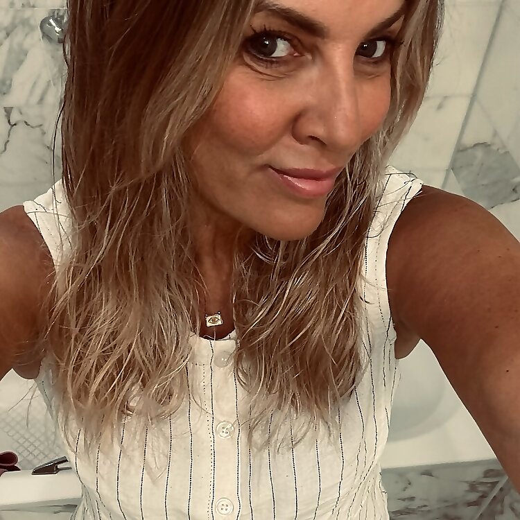 Andrea Lewis