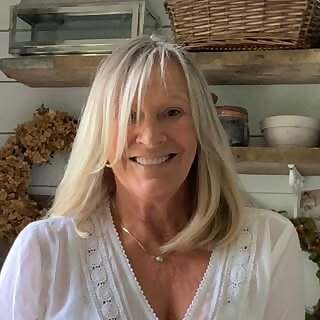 Loraine Wheatley 