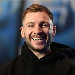Maxi Hughes