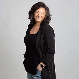 Cathi Hobbins