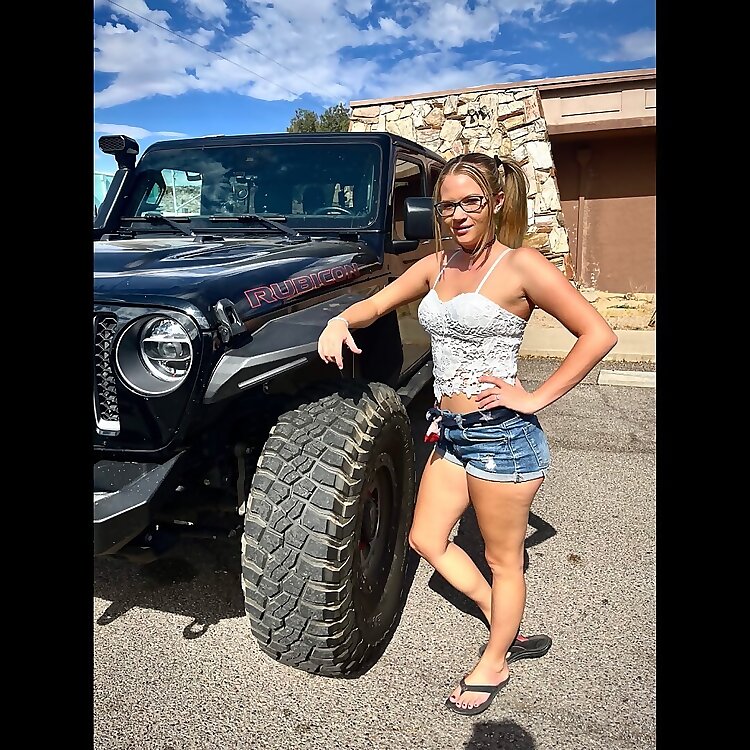 Mr & Mrs Overlander