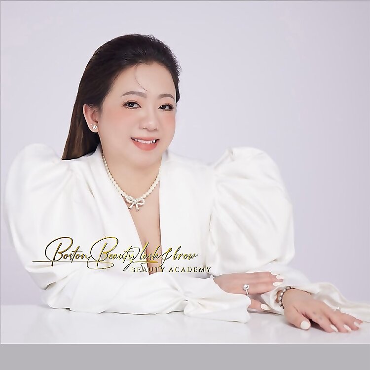 Victoria Lam
