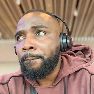 Victor Uzoigwe