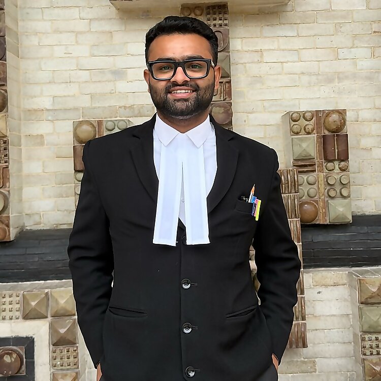 Adv Ravi Chauhan