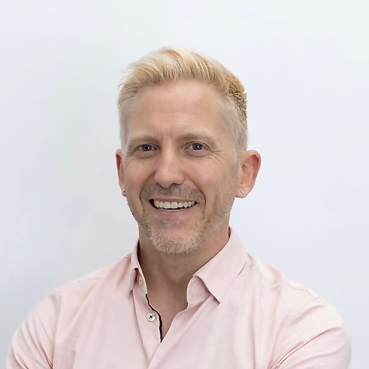 Dr Brad McKay