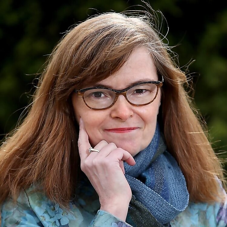 Laura Byrne Paquet