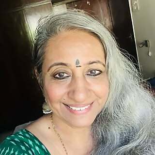 DrTrupti Jayin