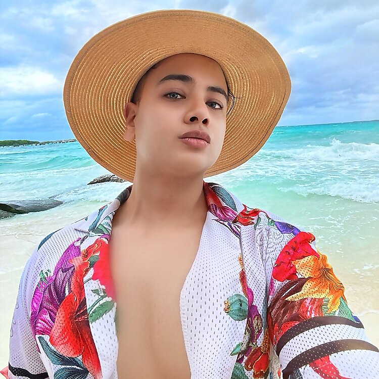 Jonathan Waiching Ho