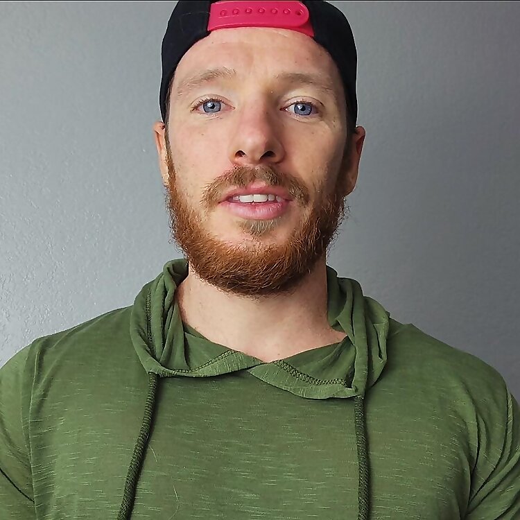 Gay Fitness Coach 