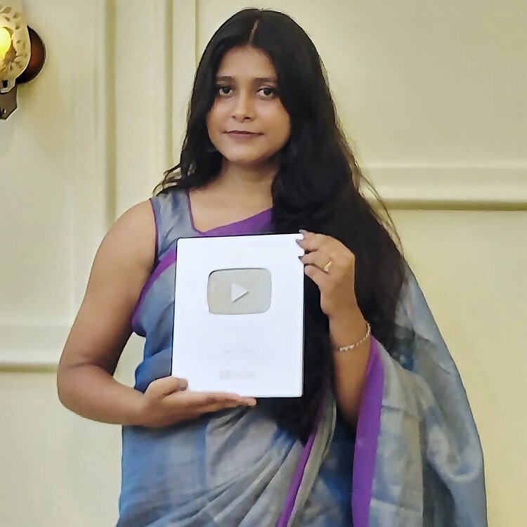 Sriparna Ghosh