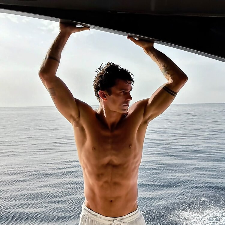 Jay Alvarrez