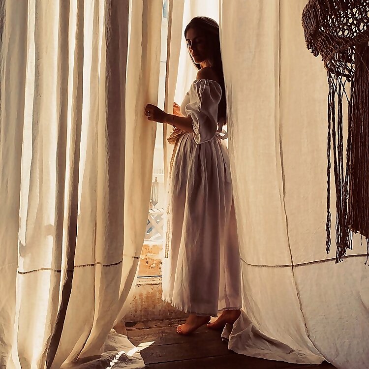 Anoushka Florence