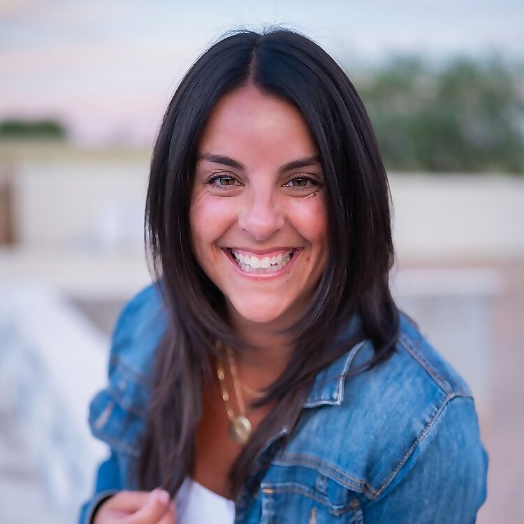 Julie Costa