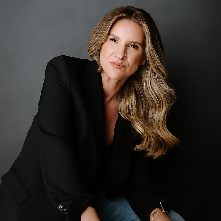 Angie Warren