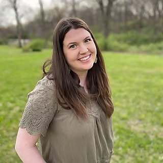 Amy Eastin 
