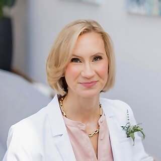 Dr. Katie Takayasu
