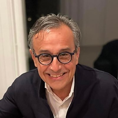 Antonio J Lucio