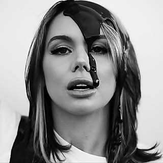 Sydney Comisky Martinez 