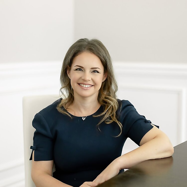 Dr. Eleonora Teplinsky