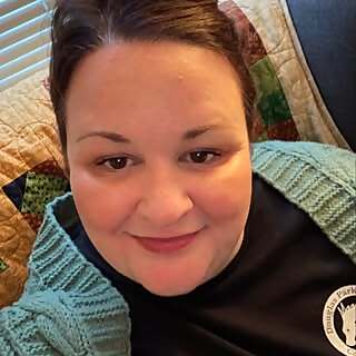 Christy K Lee 