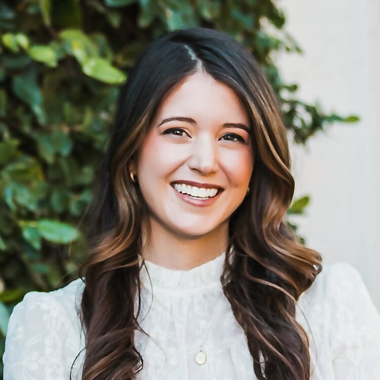 Alexandra Bracken