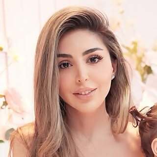 Mahsa Momena