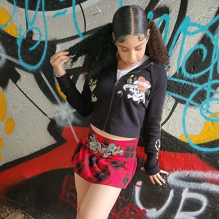 Izabella  Glitz