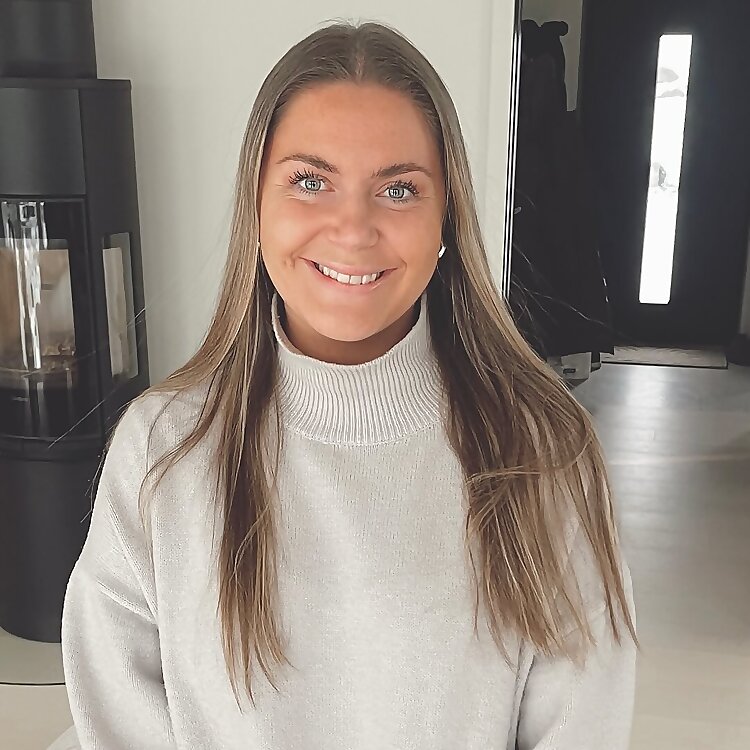 Eline Fløgstad