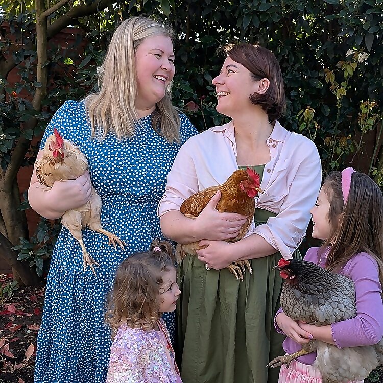 Sarah & Laura