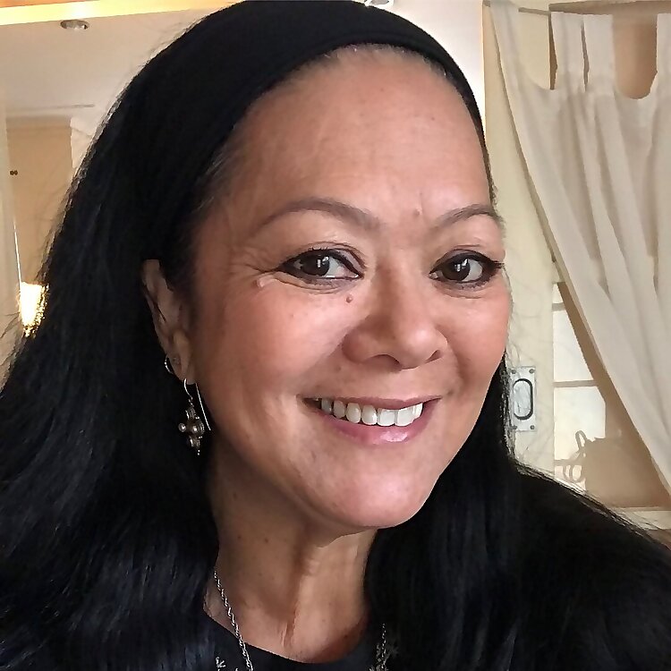 Suzi Chin