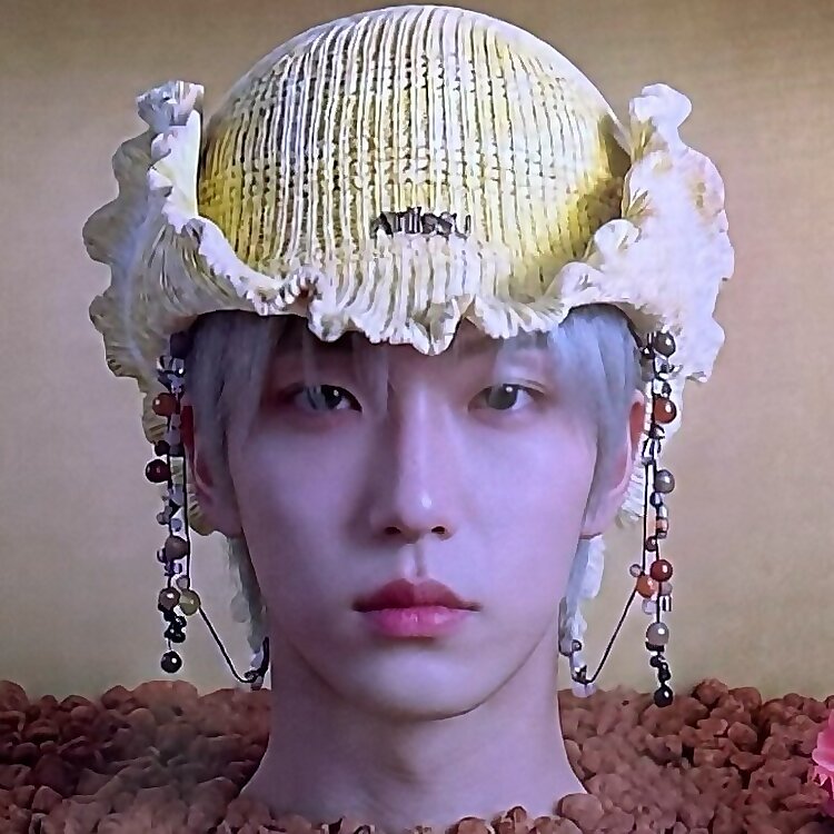 Eum HJ