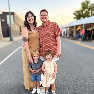 Sarah & Cindy Metzger