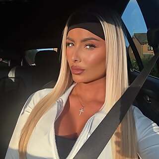 Leah Conroy 