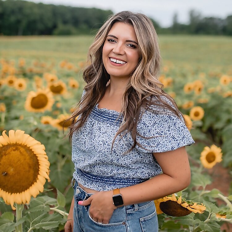 Lauren Dix