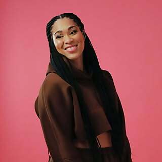 Brionna Jones