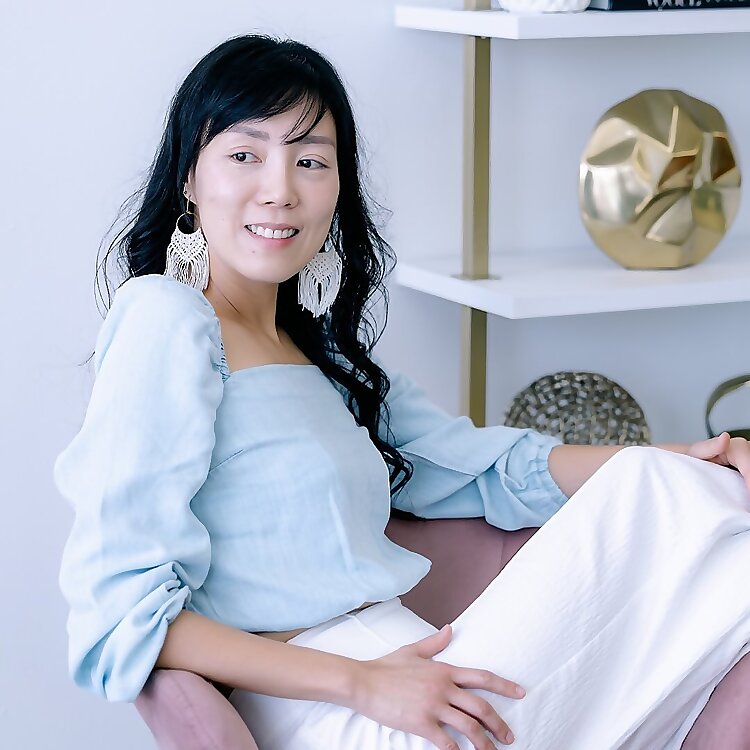 Dr. Liz Wee