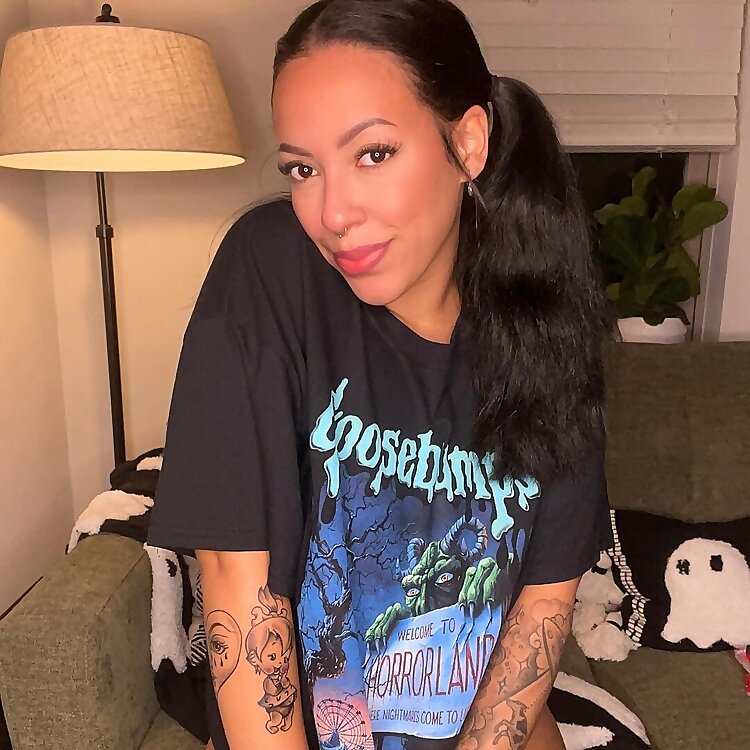 Top 100 Black OnlyFans Models in 2025 (Ebony OnlyFans)