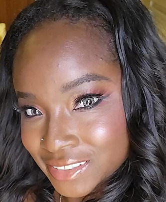 Naomi Foxx