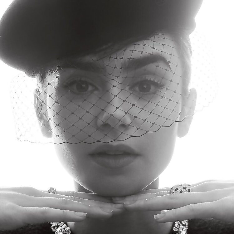 Lily Collins