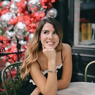 Anna Ortiz