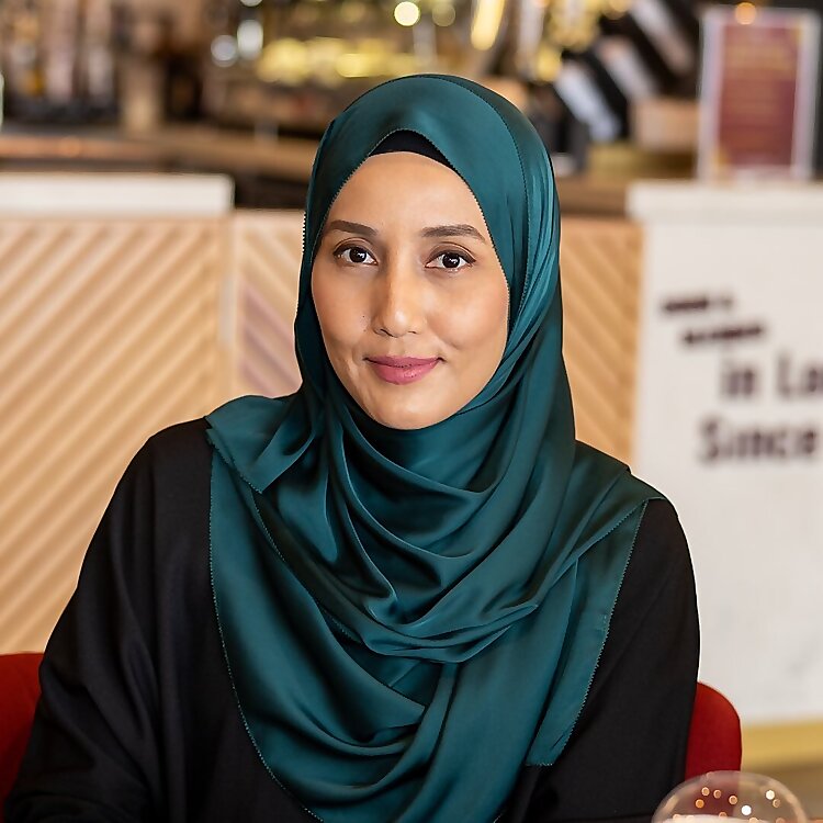 Che Nom Normah Bakar