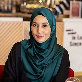 Che Nom Normah Bakar