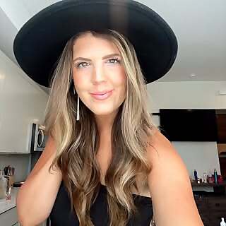 Sarah Trost 