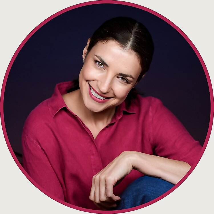Lora Naydenova