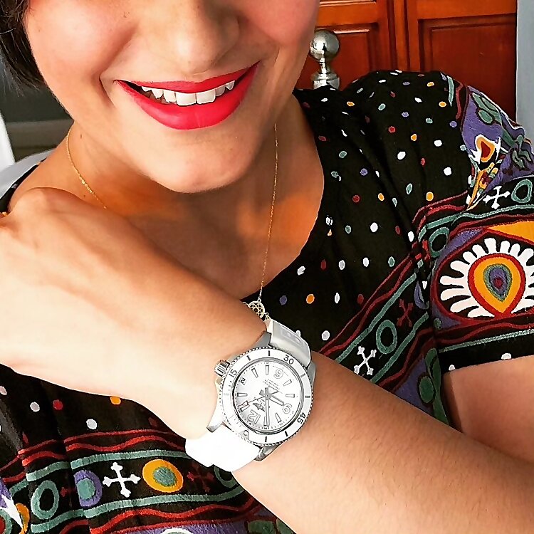 WatchMeMoveOnWatches